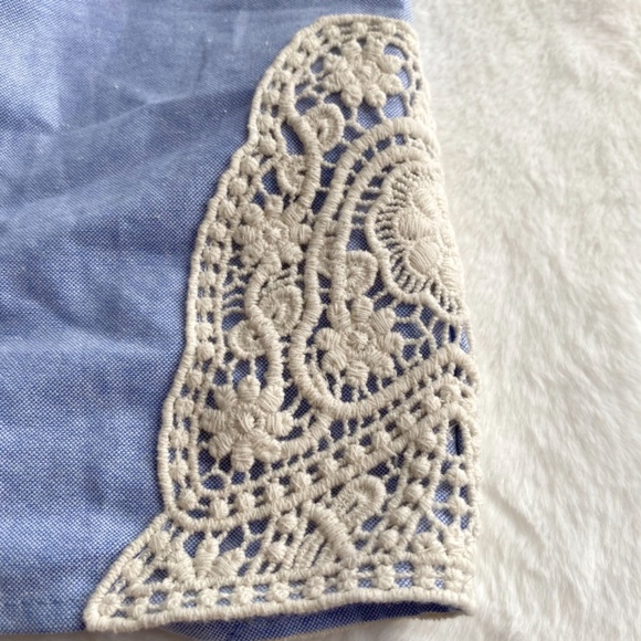 Francesca’s Boutique Shorts w/ Crochet in Large - Picture 3 of 10